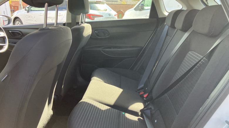 Hyundai i20 1.0T GDi 48V MHD SE Connect 5dr Petrol Hatchback